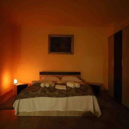 Hbr Friendly Apartment Сигишоара Экстерьер фото